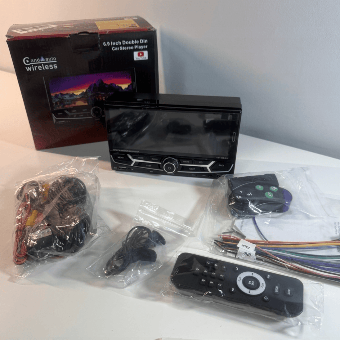 7" Auto Multimedija 7086W - Zoro