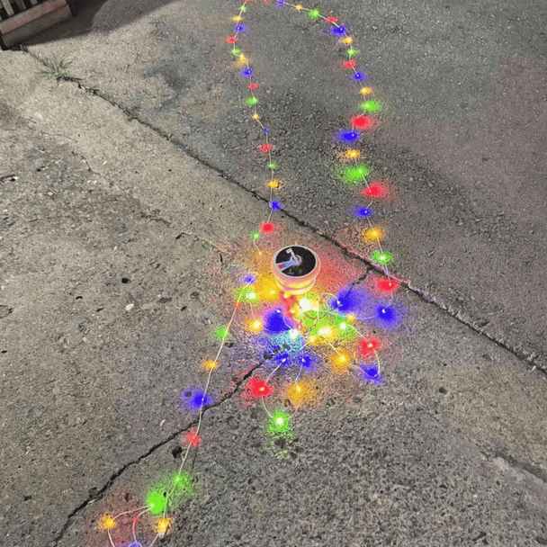 Kamperska SOLARNA LED Lampa s Lampicama - Zoro